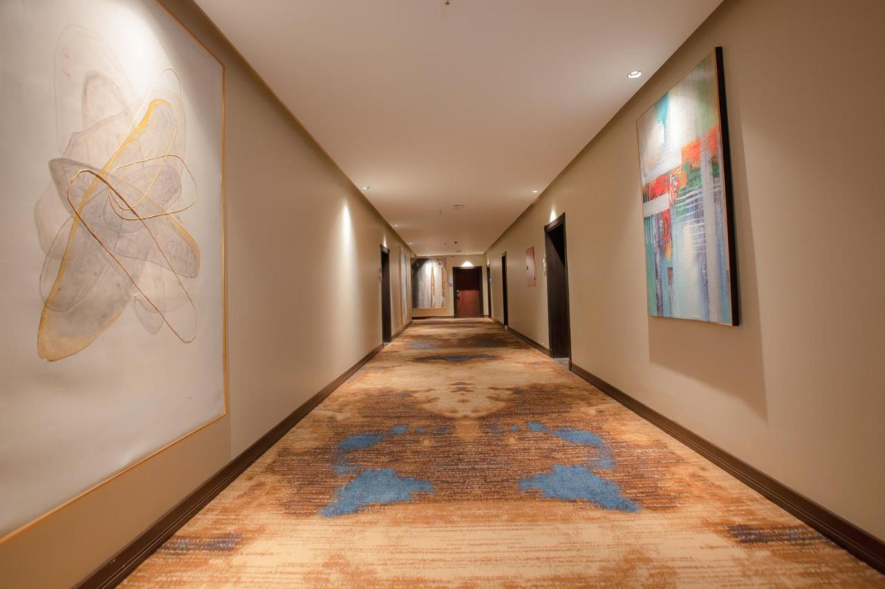 Azar Hotel Ahad Rafidah Buitenkant foto