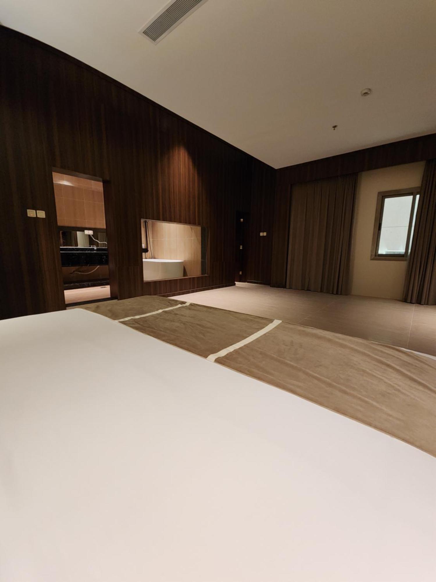Azar Hotel Ahad Rafidah Buitenkant foto