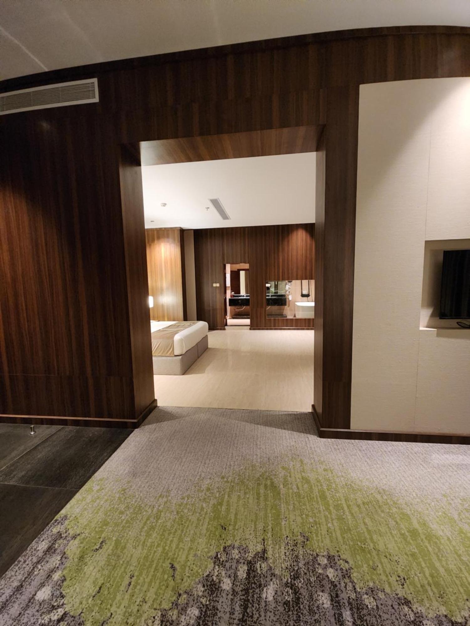 Azar Hotel Ahad Rafidah Buitenkant foto
