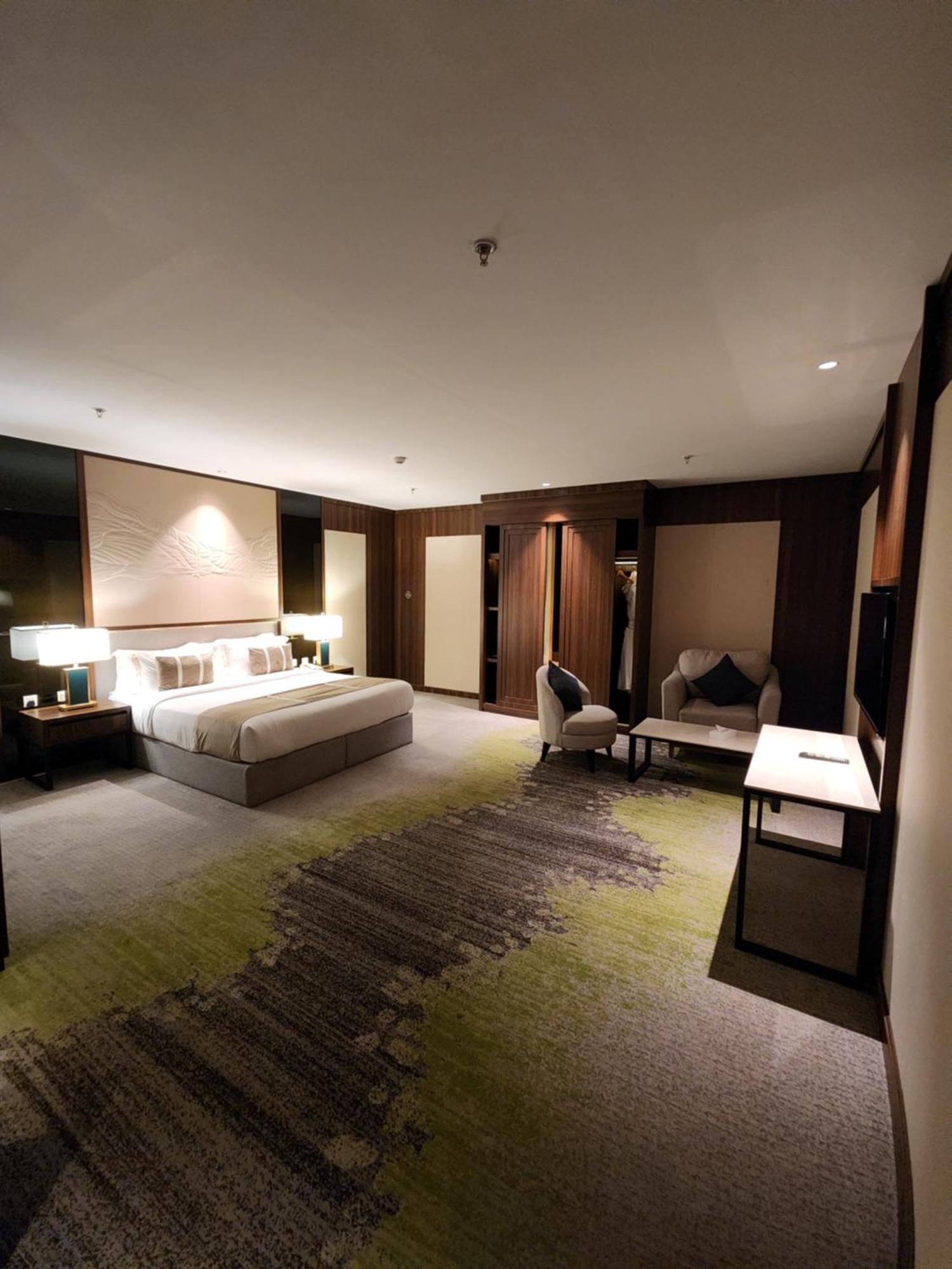 Azar Hotel Ahad Rafidah Buitenkant foto